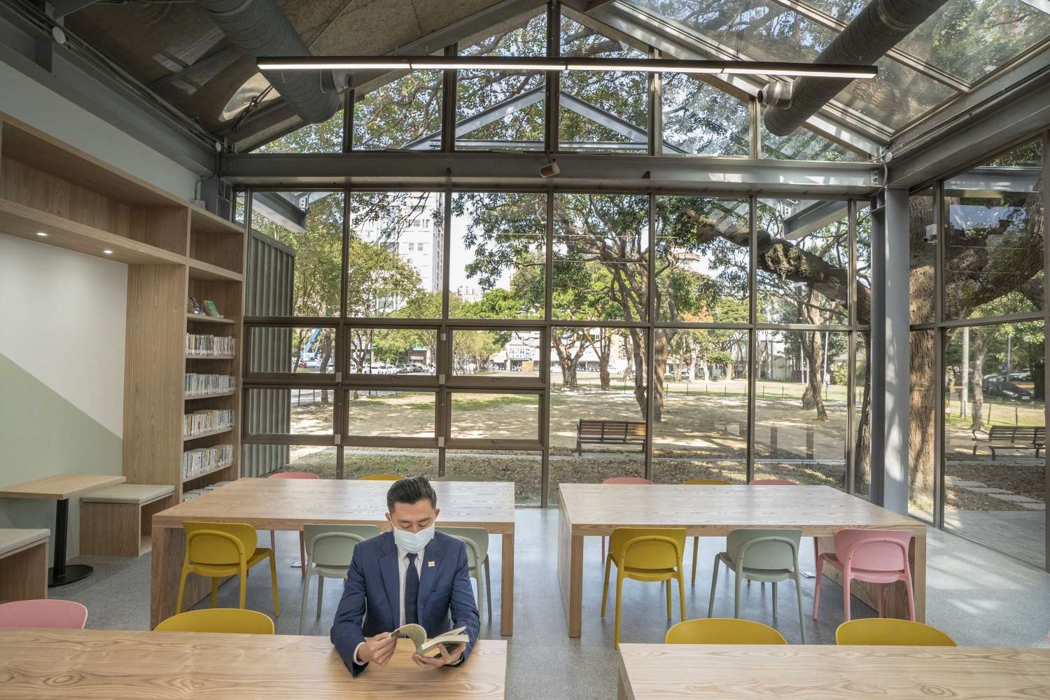 百年建築青少年館變身 護城河畔唯美圖書館「紅磚玻璃屋」3月開館